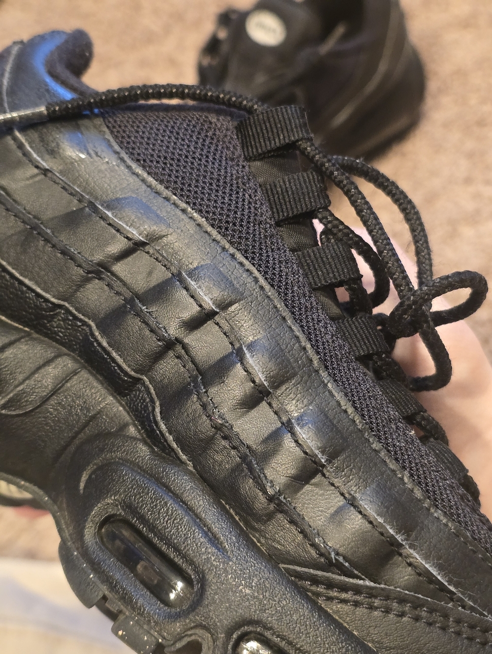 Nike Air Max 95 Essential “Triple Black” (Cj3906-001) Youth Size 7/Womens 8.5 - Picture 9 of 9